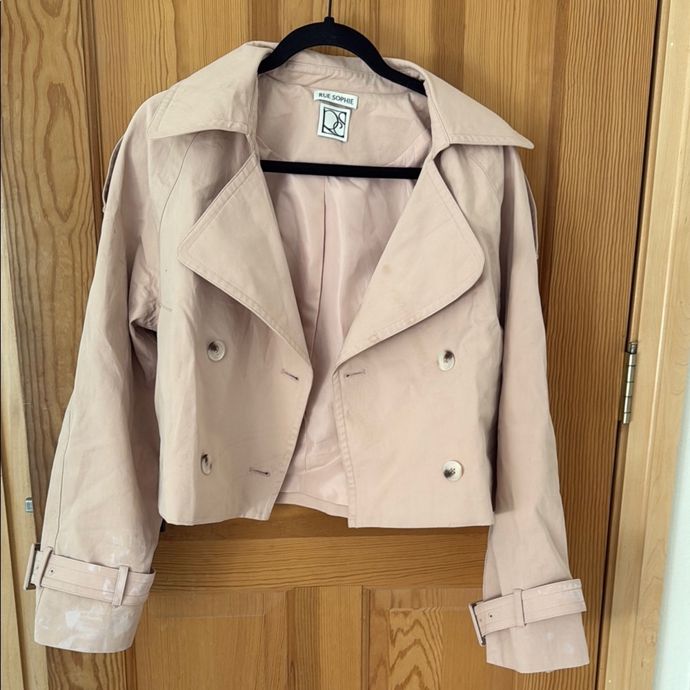 Light Pink Rue Sophia cropped Trench Coat with Wide Lapel Collar size XS
